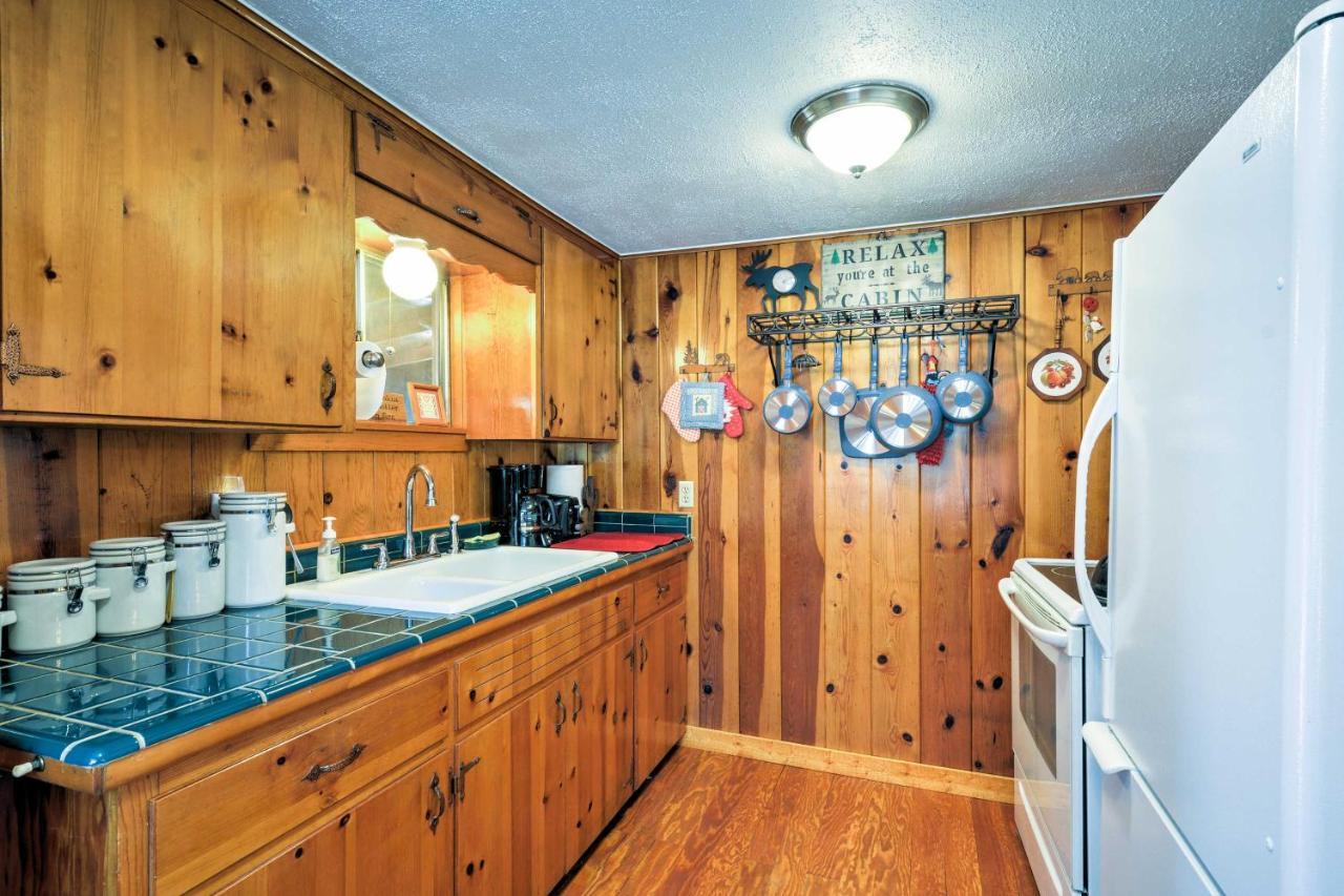 Cozy Cabin With Ac And Deck, 5 Mi To Downtown Prescott Villa Kültér fotó