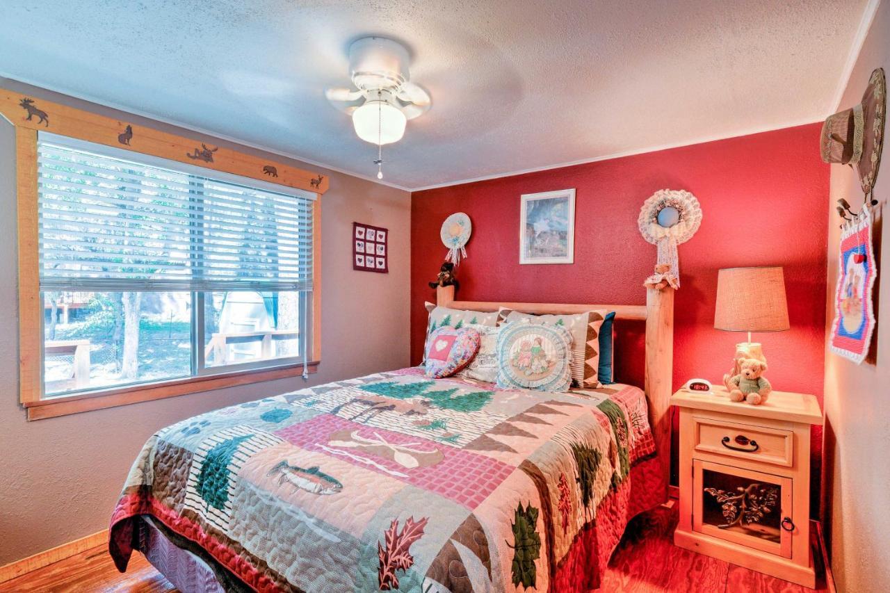 Cozy Cabin With Ac And Deck, 5 Mi To Downtown Prescott Villa Kültér fotó